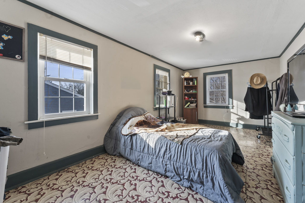 109 E Cherokee Avenue, Shabbona, IL 60550