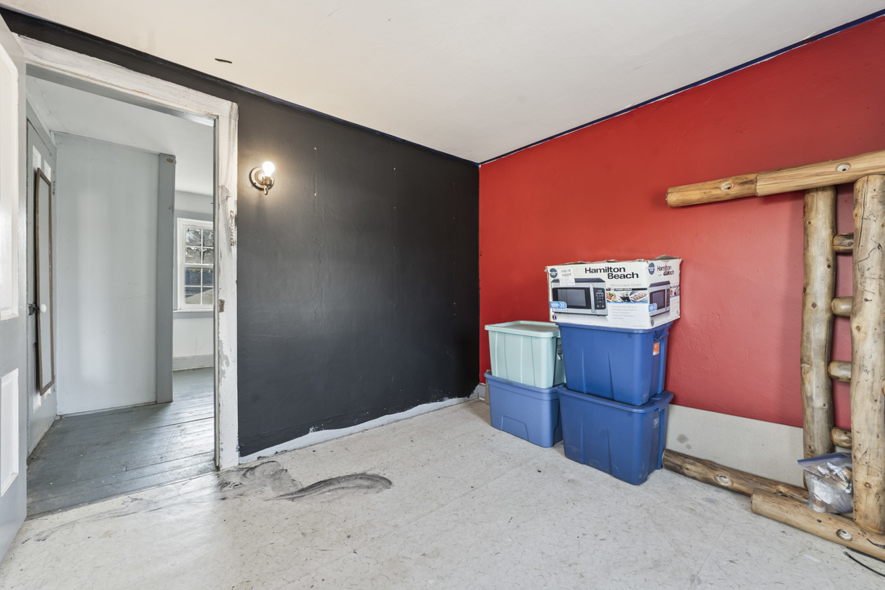 109 E Cherokee Avenue, Shabbona, IL 60550