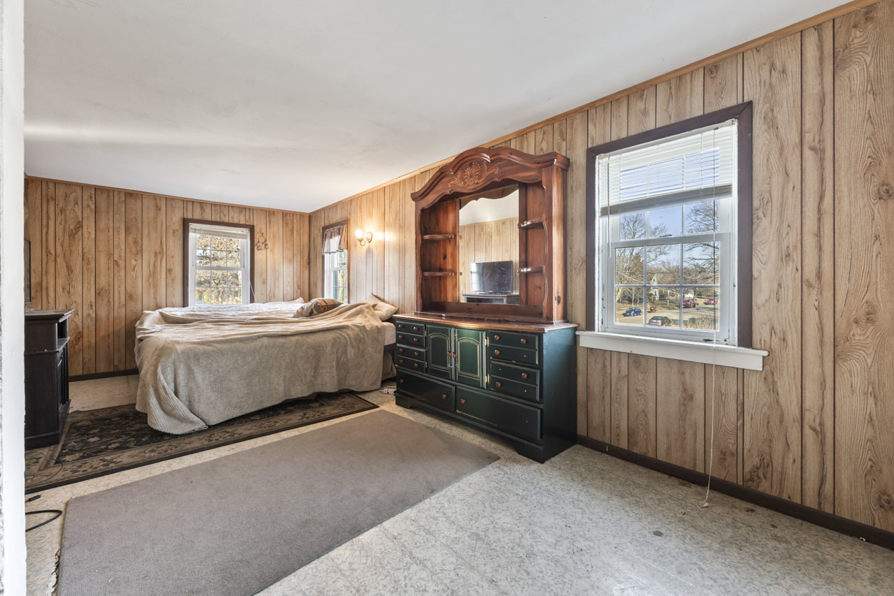 109 E Cherokee Avenue, Shabbona, IL 60550