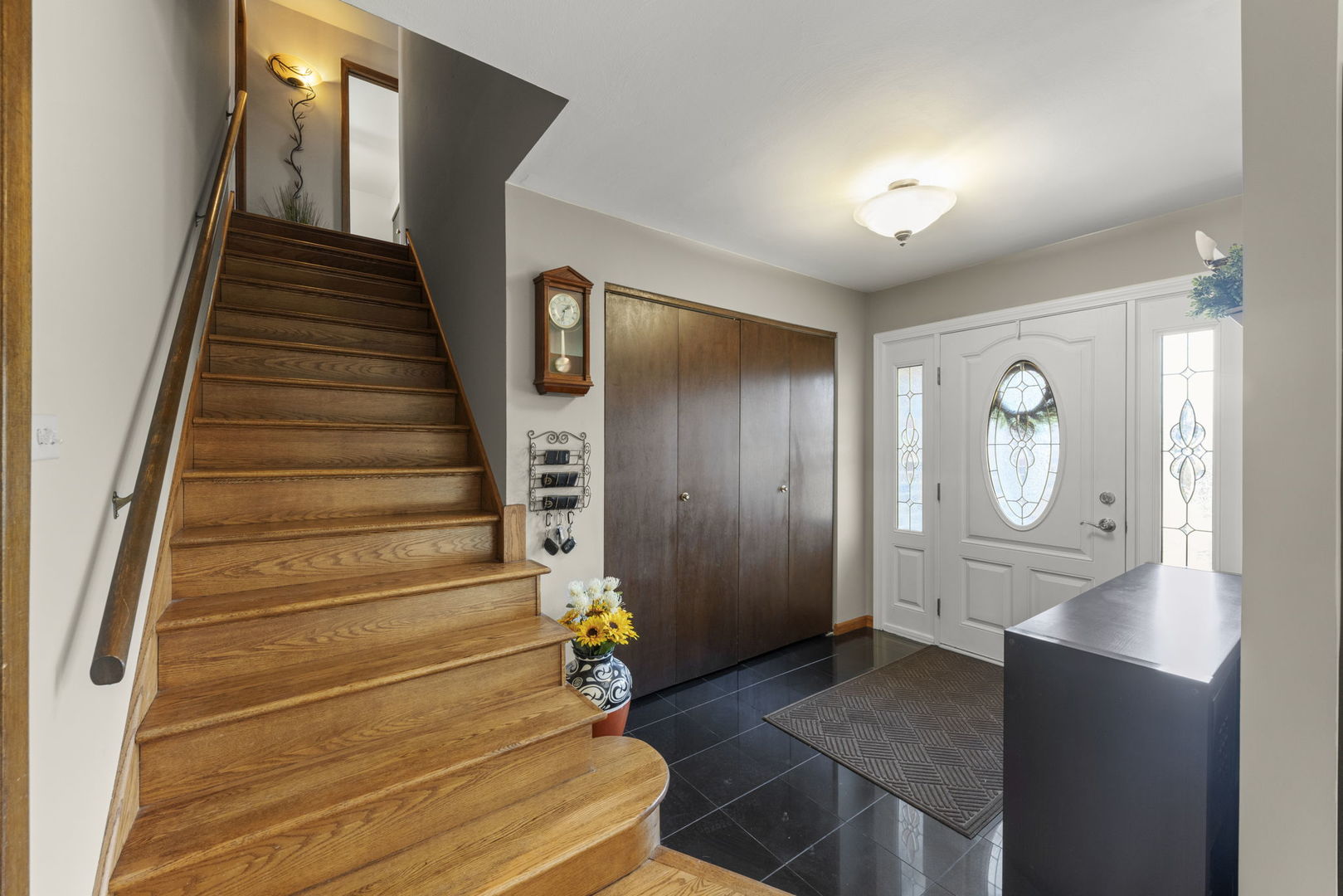 820 Sudbury Court, Schaumburg, IL 60193