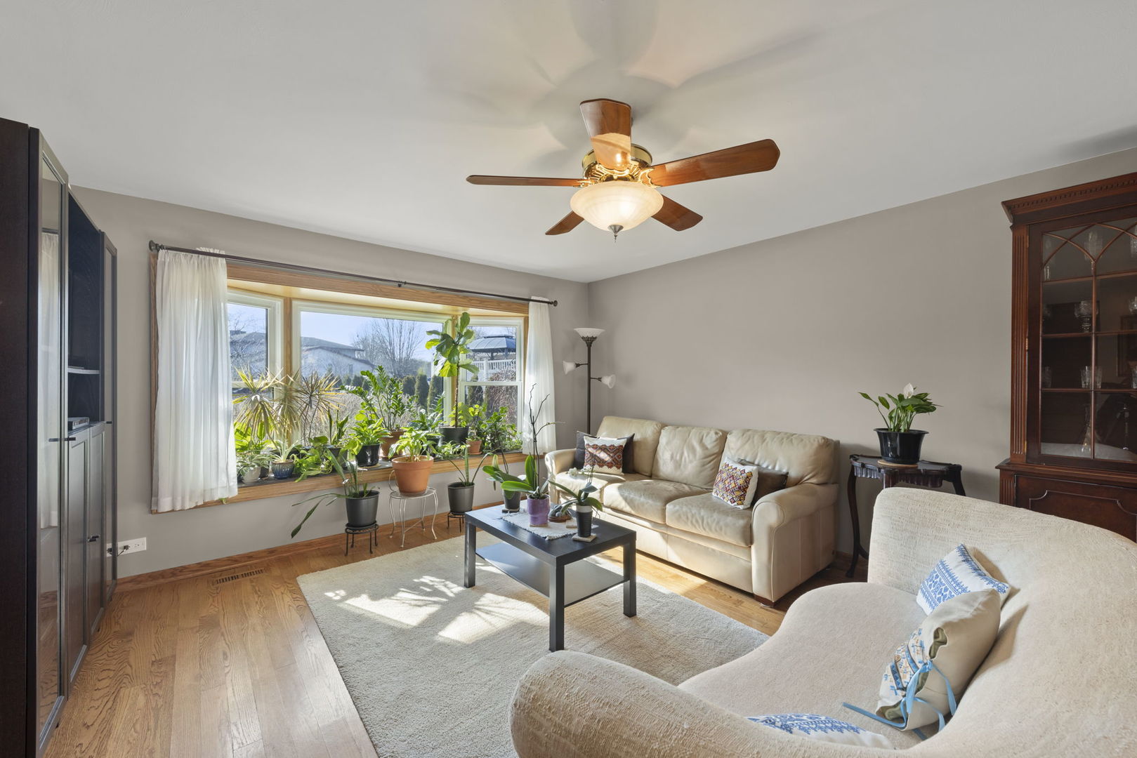 820 Sudbury Court, Schaumburg, IL 60193