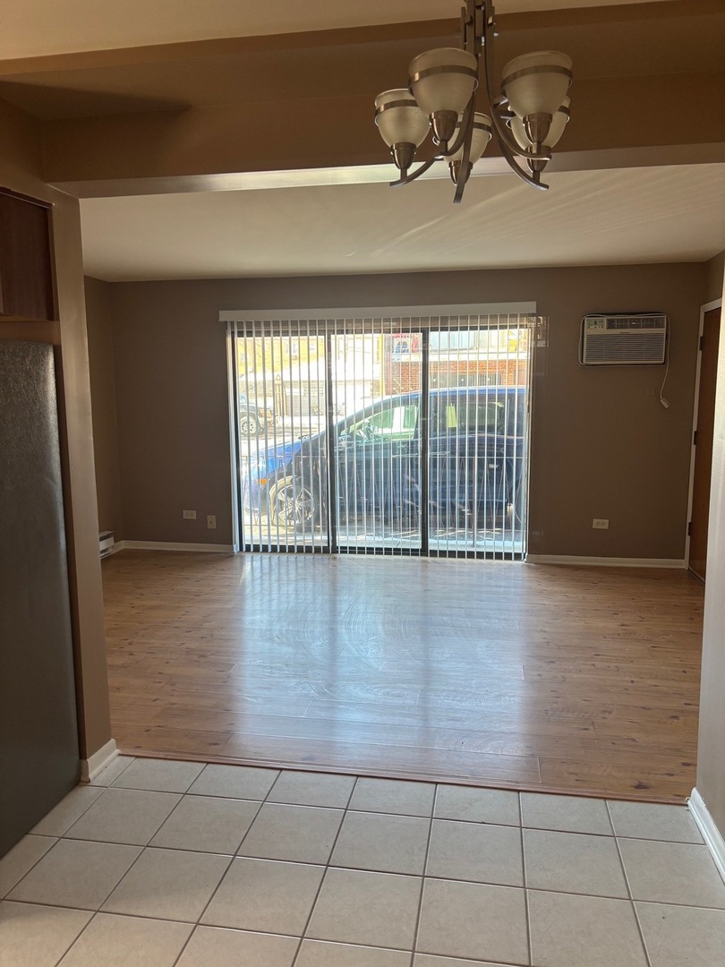 6323 W 64th Place #1D, Chicago, IL 60638