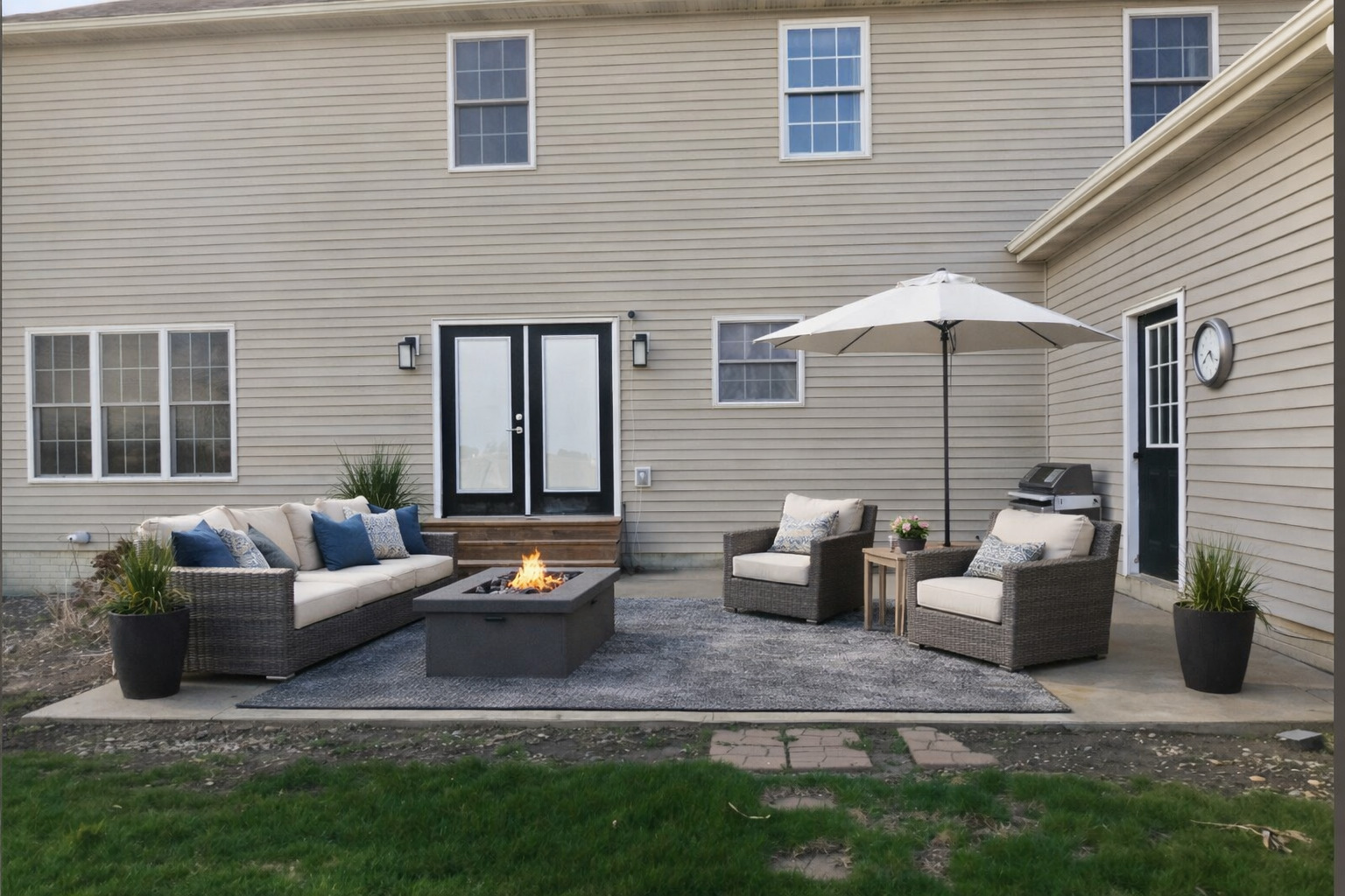 1101 N Pine Street, El Paso, IL 61738