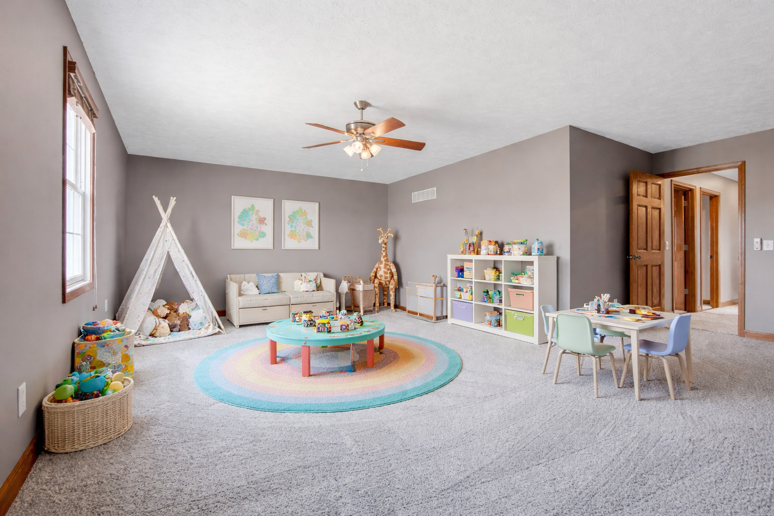 1101 N Pine Street, El Paso, IL 61738