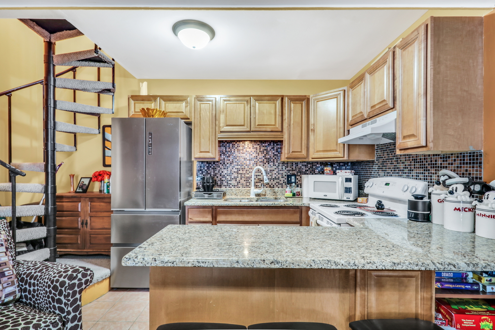 32 Montego Colony #6, Fox Lake, IL 60020