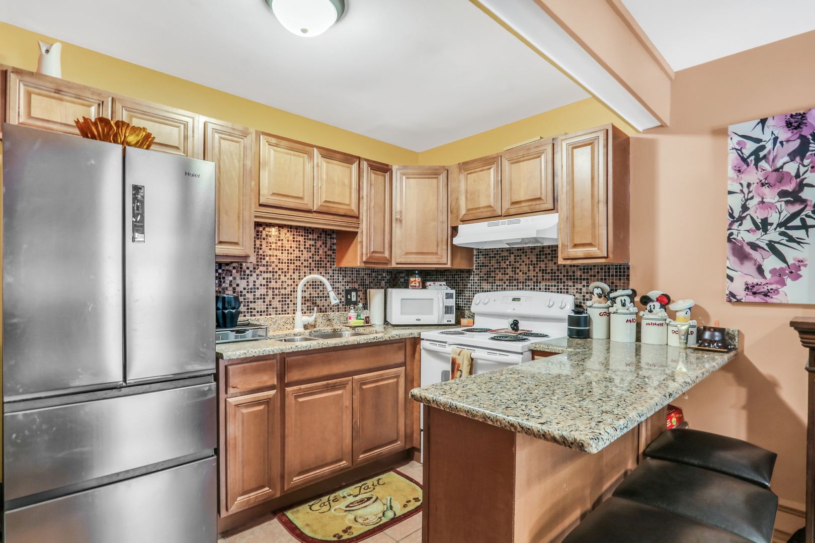 32 Montego Colony #6, Fox Lake, IL 60020