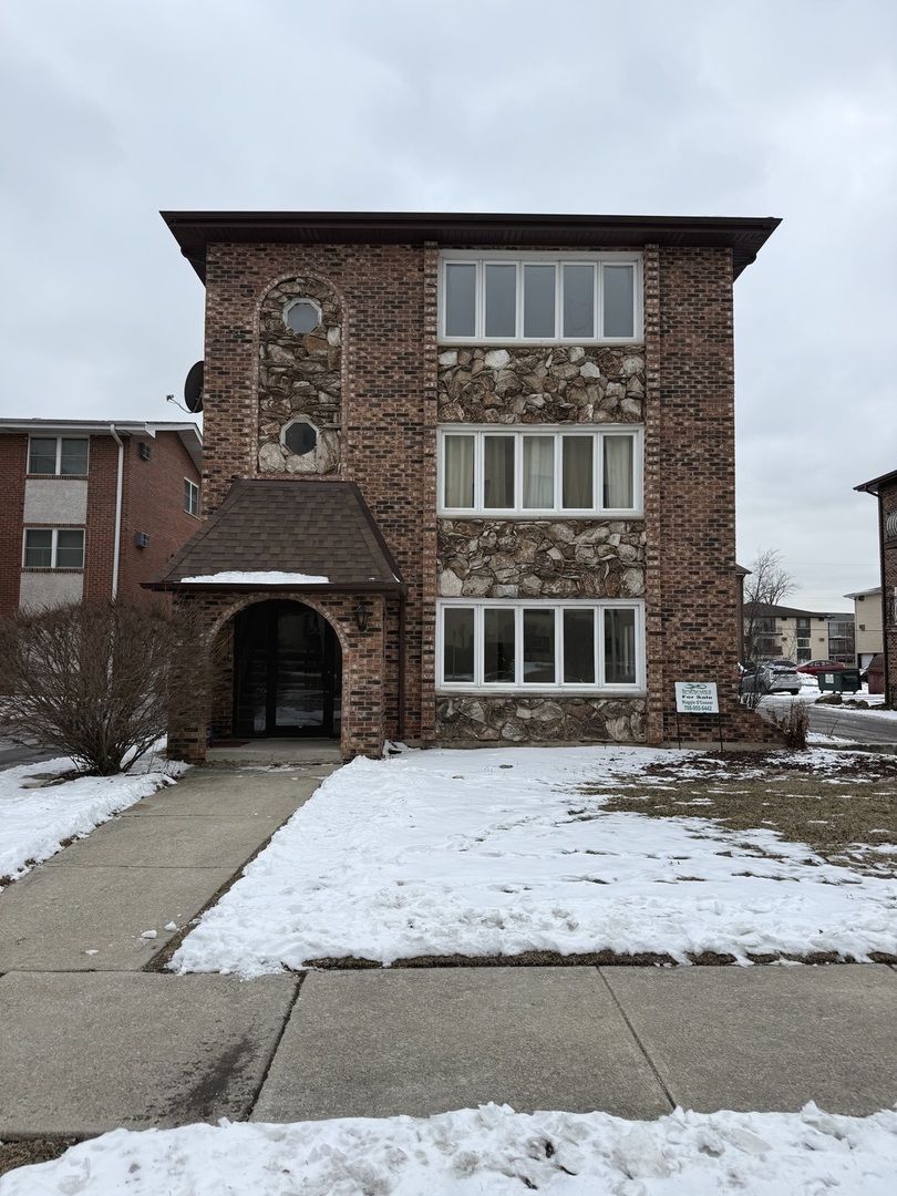 10320 Mansfield Avenue, Oak Lawn, IL 60453