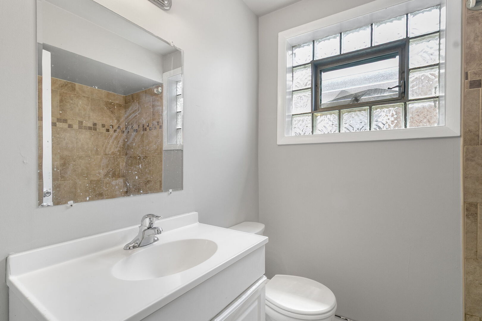 7216 S CENTRAL PARK Avenue, Chicago, IL 60629