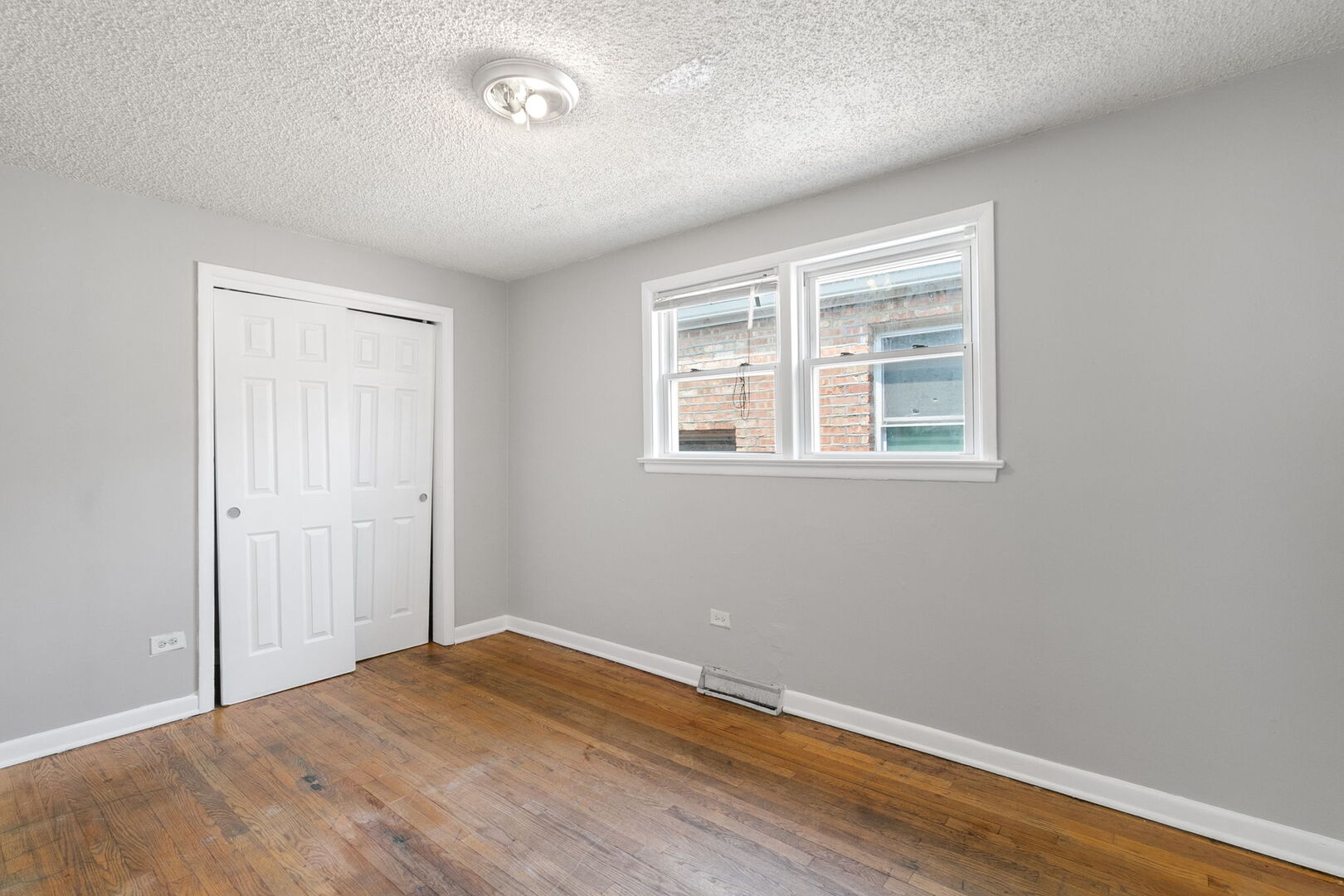 7216 S CENTRAL PARK Avenue, Chicago, IL 60629