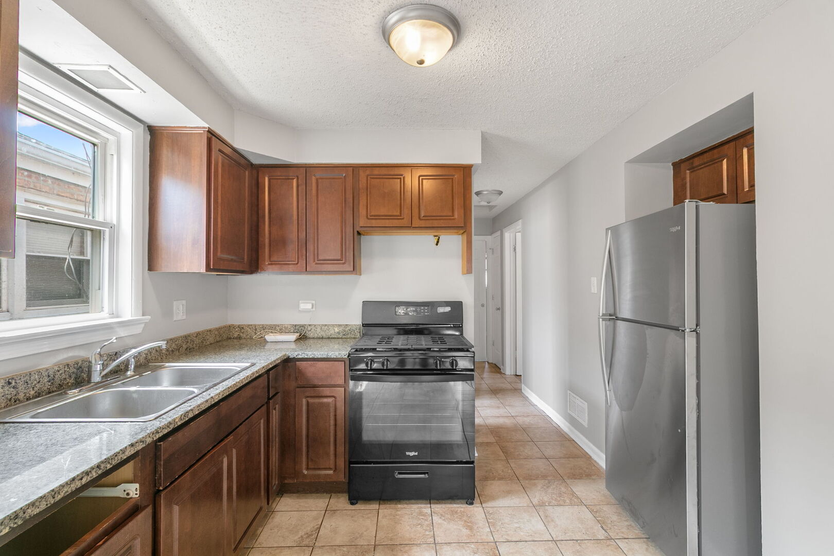 7216 S CENTRAL PARK Avenue, Chicago, IL 60629