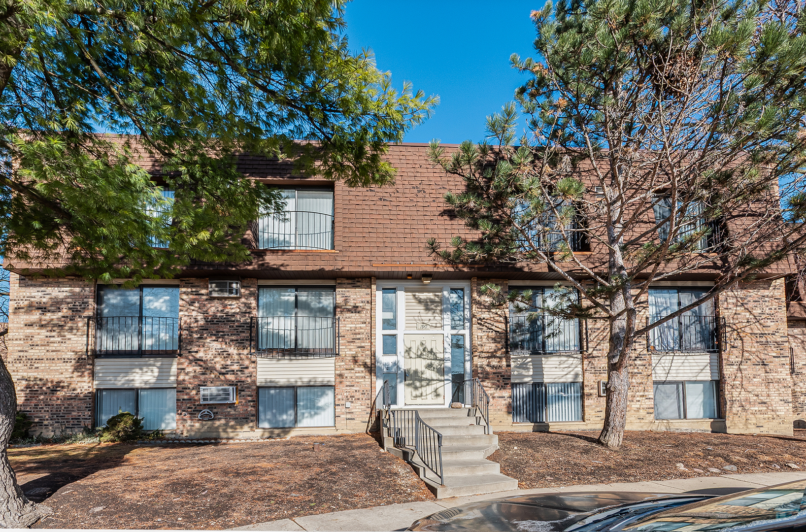190 S Waters Edge Drive #302, Glendale Heights, IL 60139