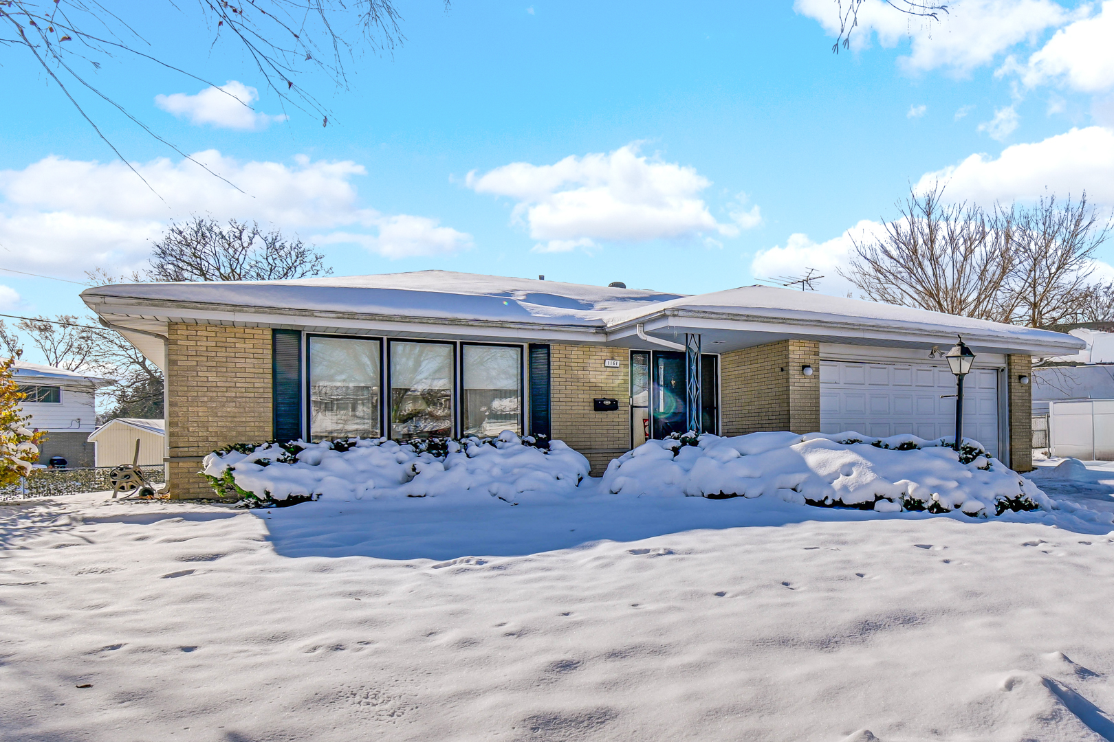 1161 E 171st Court, South Holland, IL 60473