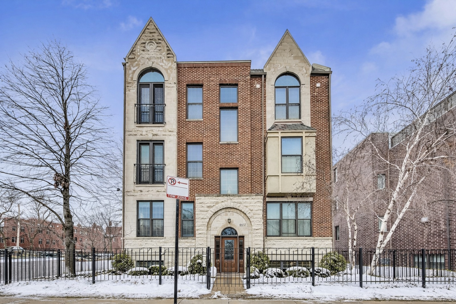 4452 S University Avenue #1S, Chicago, IL 60653