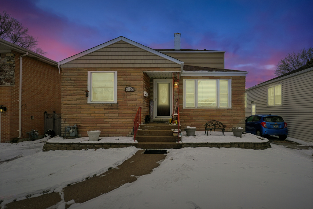 4420 Oak Park Avenue, Stickney, IL 60402