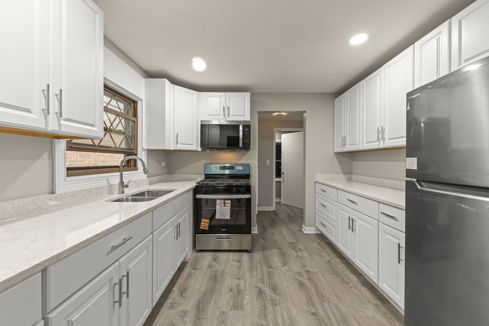 5817 W 64th Street, Chicago, IL 60638