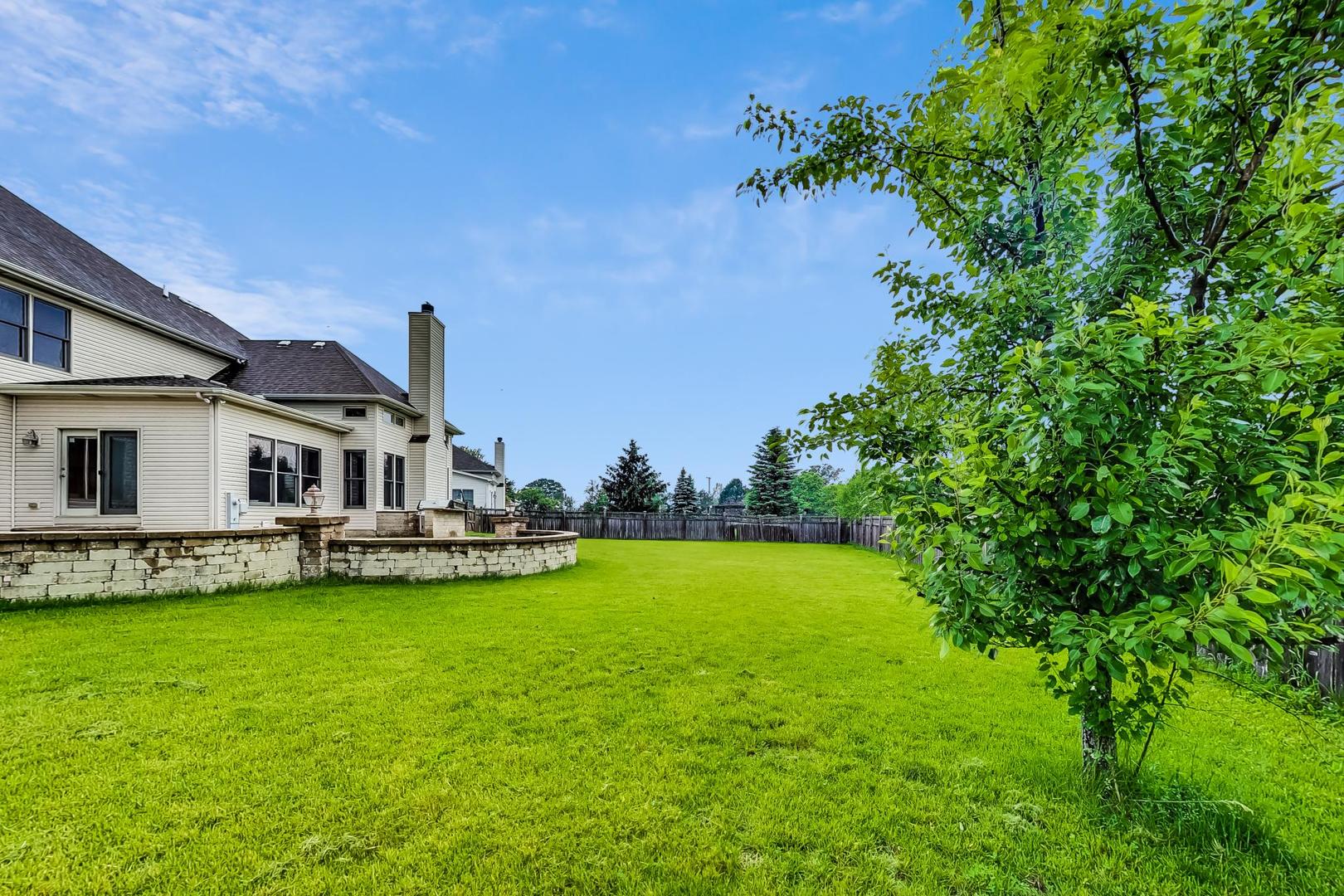 2951 Old Glory Drive, Yorkville, IL 60560