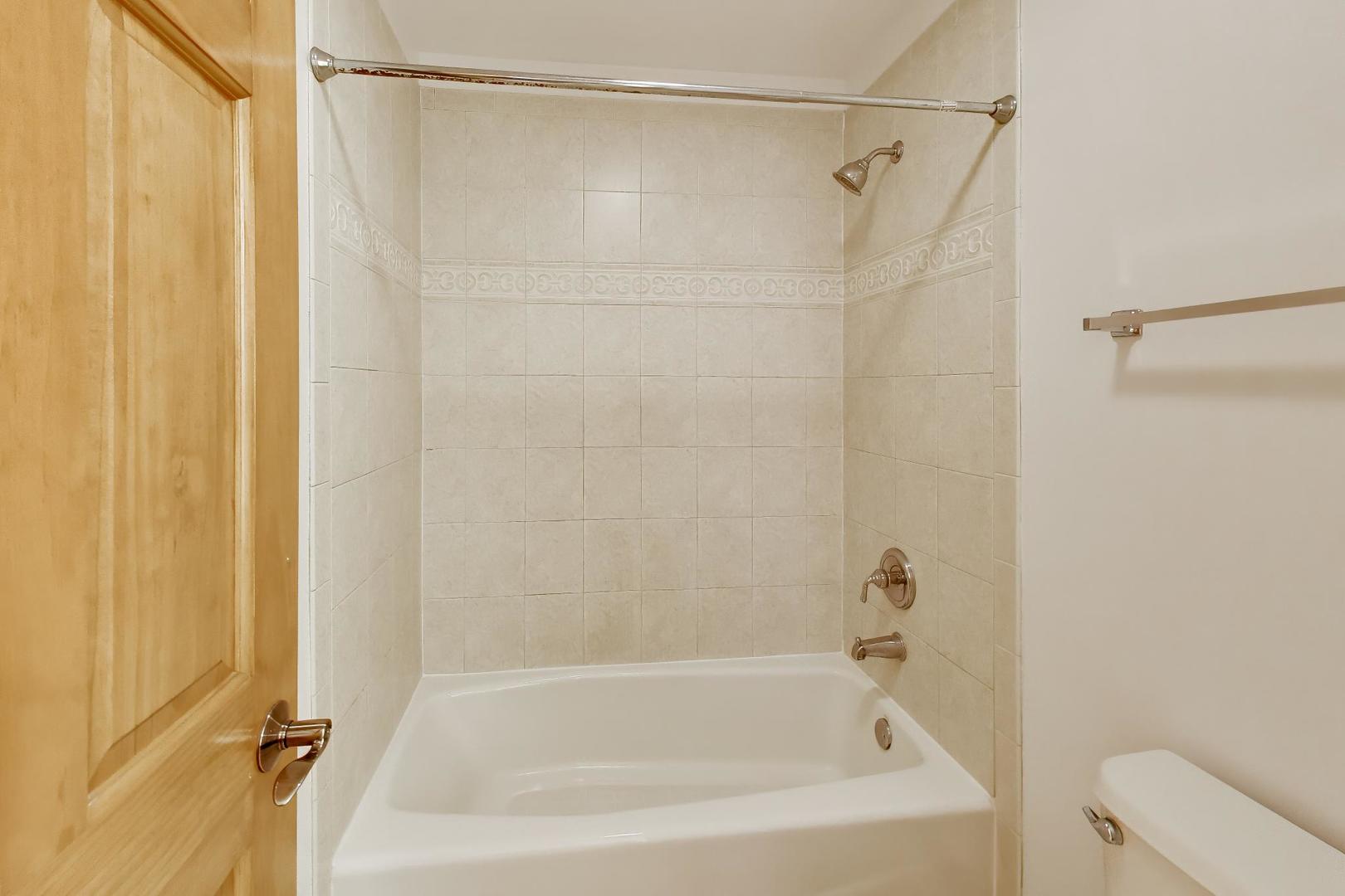 2951 Old Glory Drive, Yorkville, IL 60560