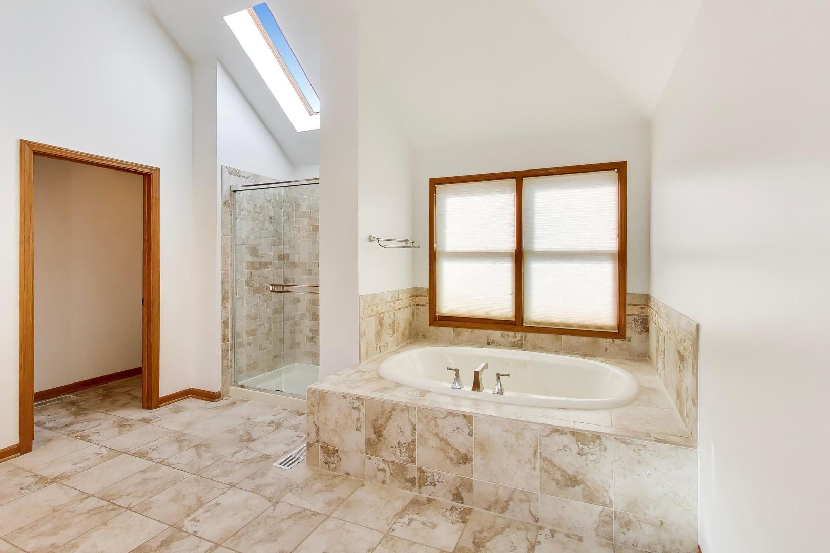 2951 Old Glory Drive, Yorkville, IL 60560