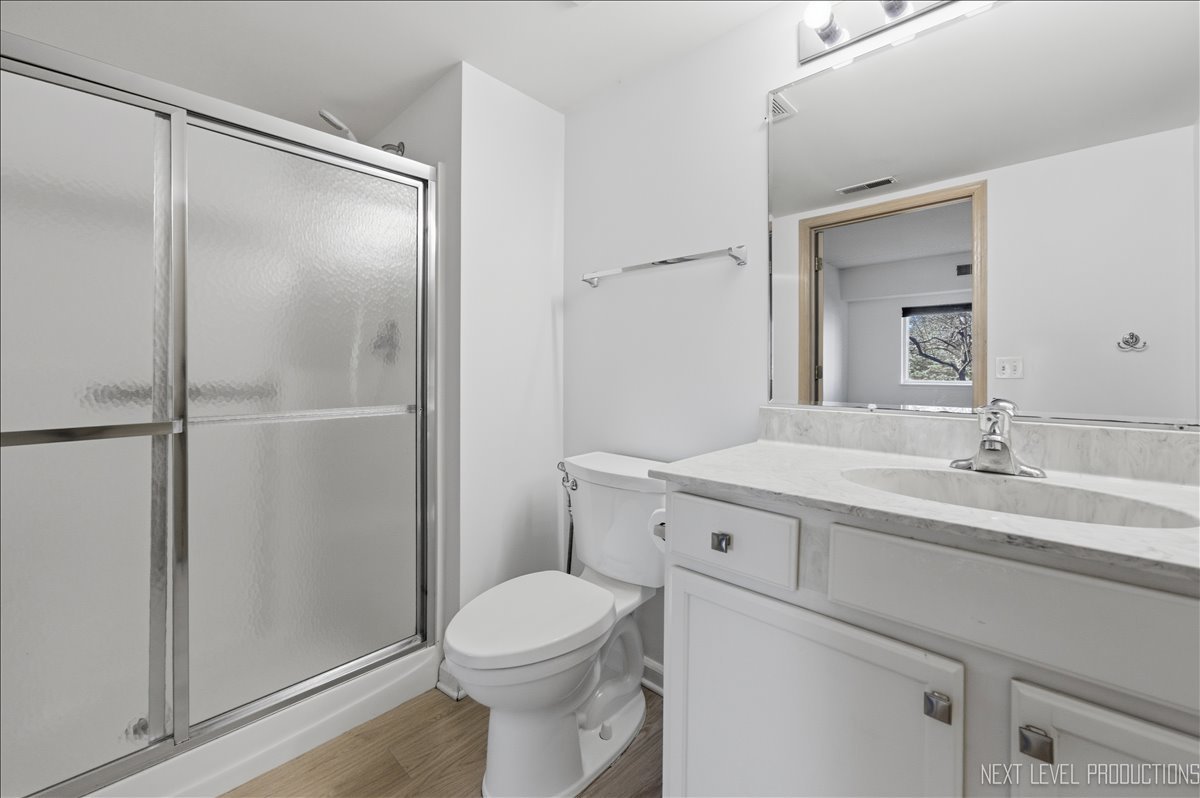 927 Elderberry Circle #103, Naperville, IL 60563