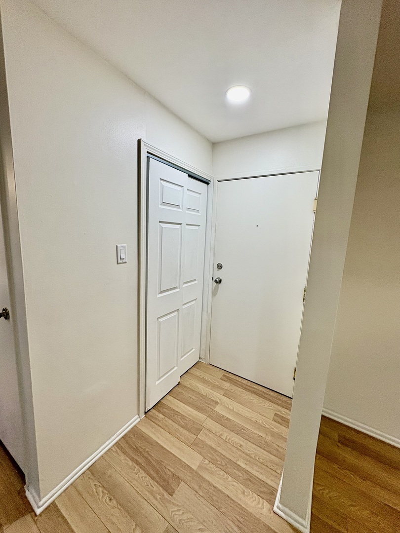 1557 Jill Court #104, Glendale Heights, IL 60139