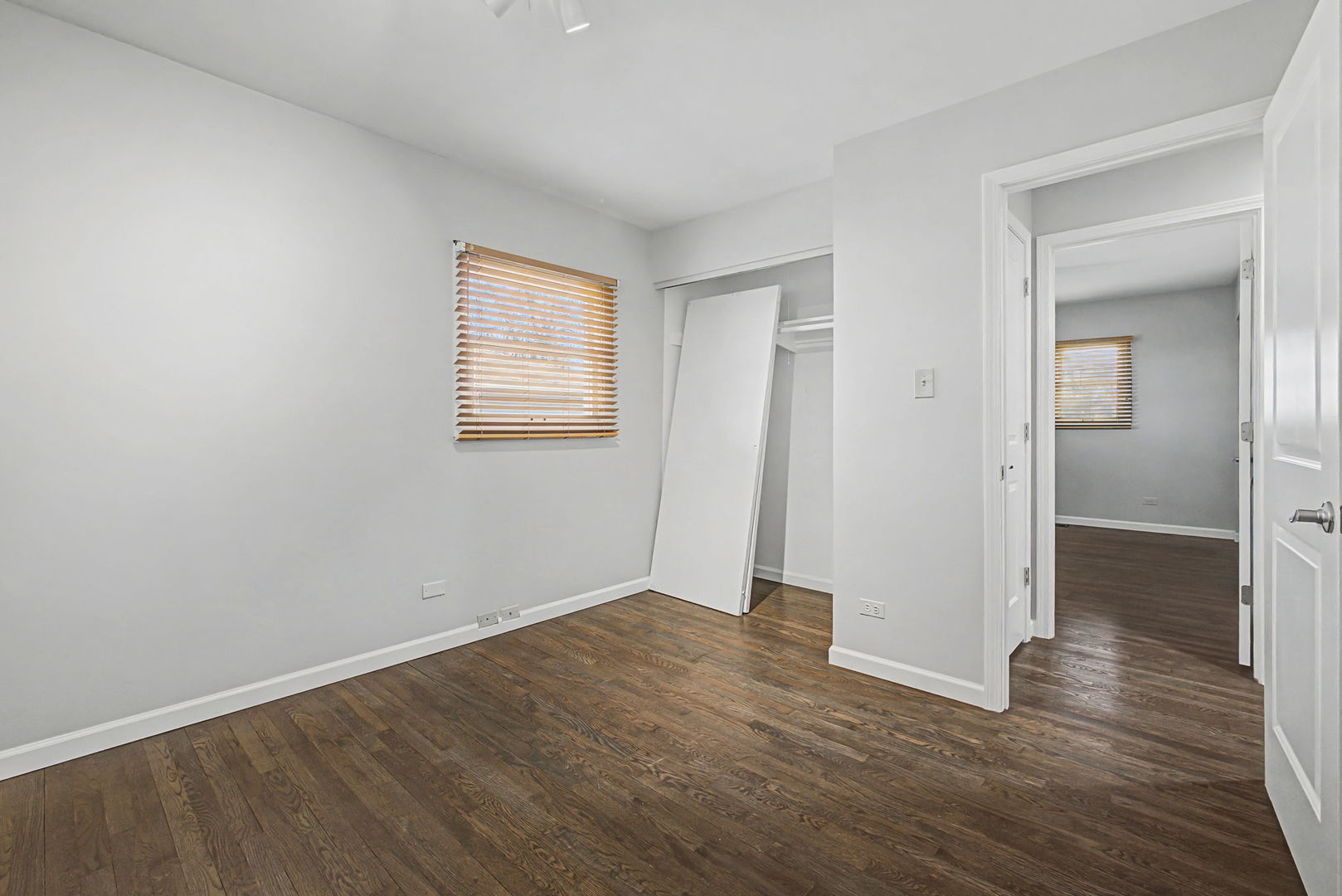 395 Washington Boulevard, Hoffman Estates, IL 60169