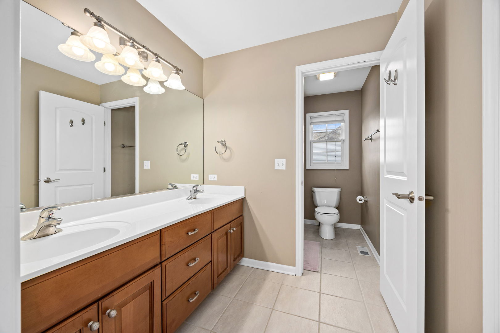 4023 Juneberry Road, Naperville, IL 60564