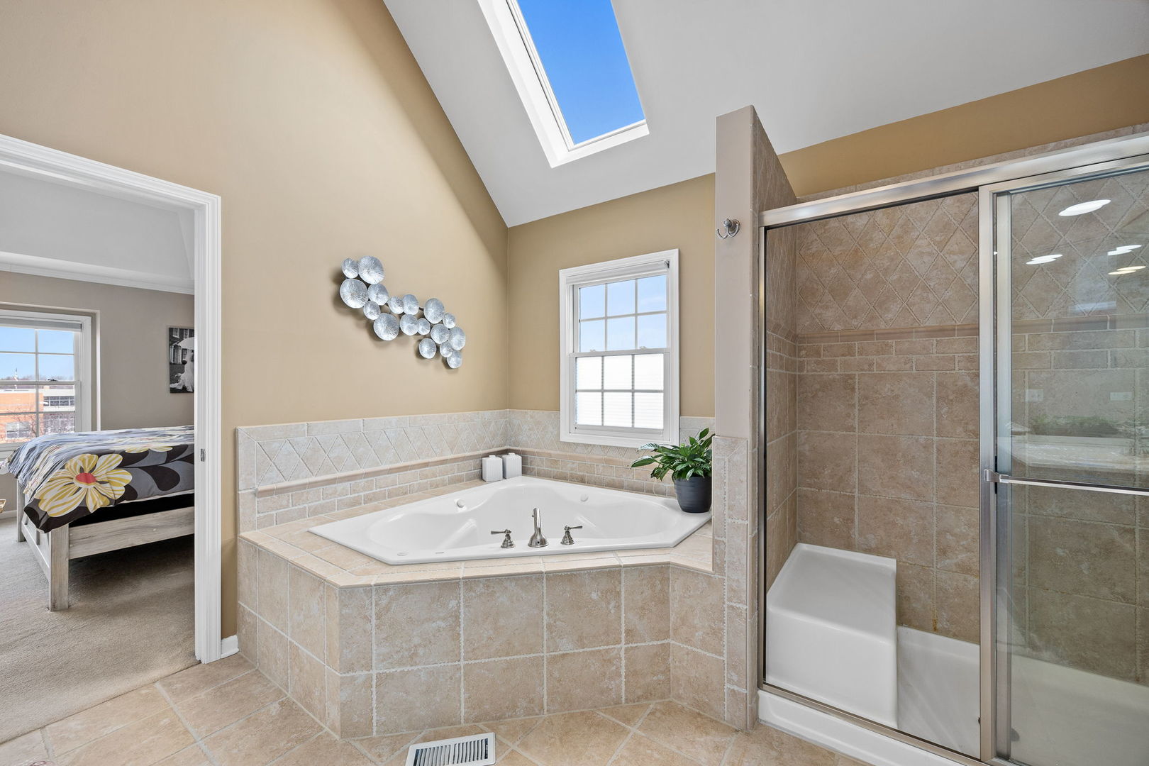 4023 Juneberry Road, Naperville, IL 60564