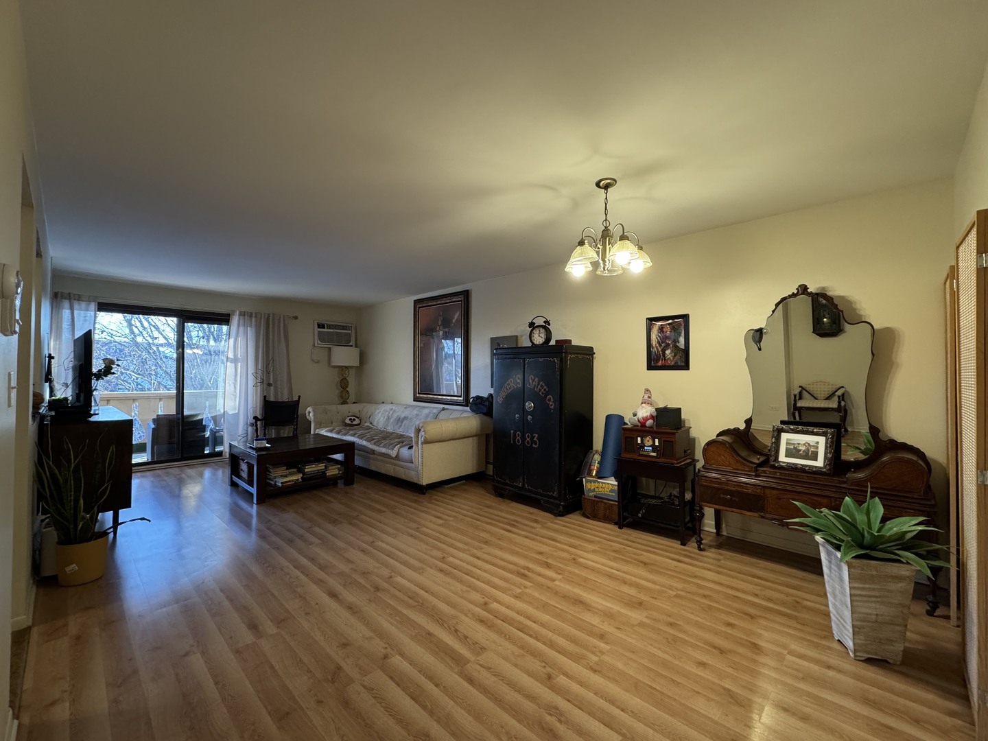 13 Parkside Court #15, Vernon Hills, IL 60061