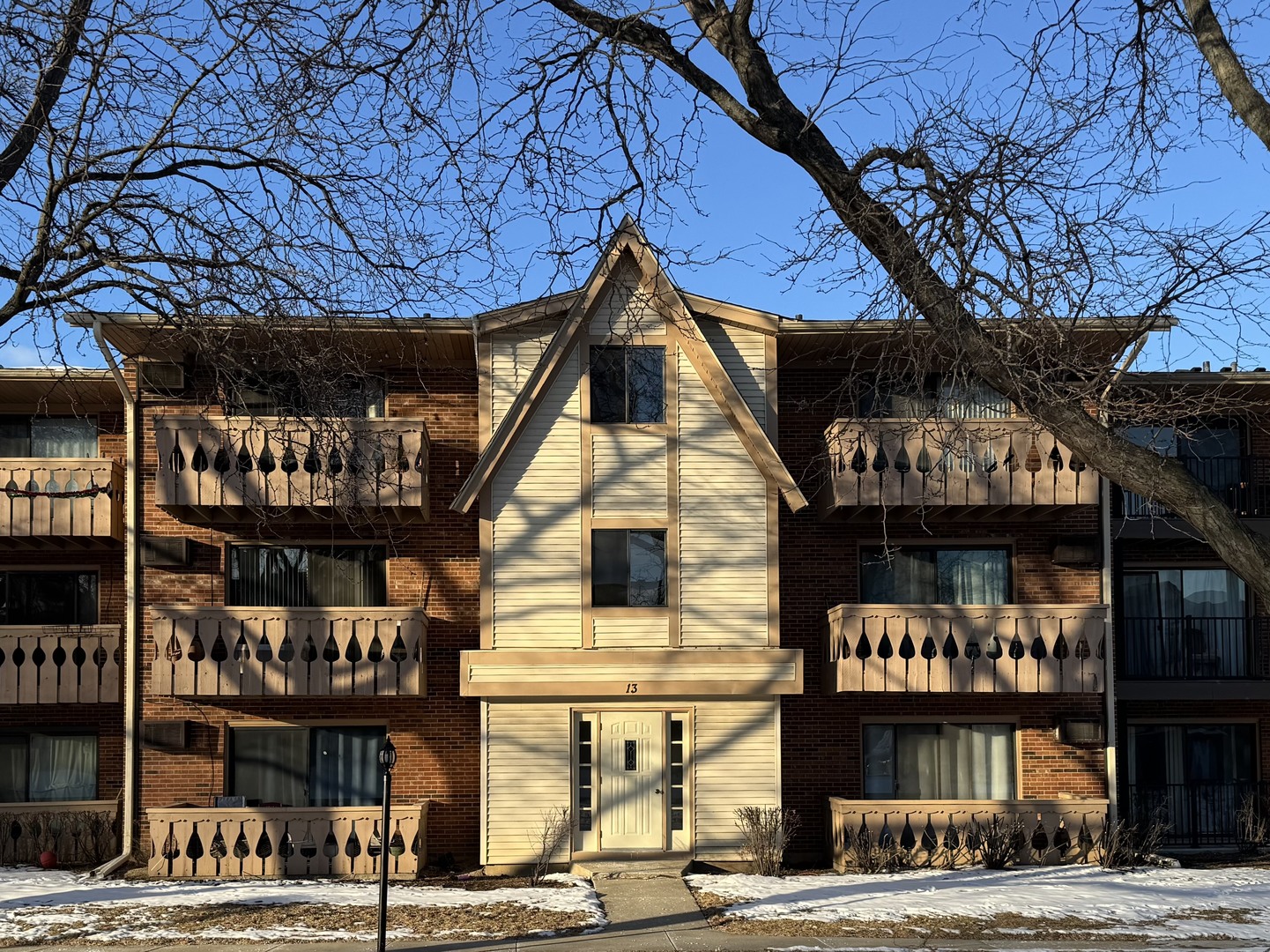 13 Parkside Court #15, Vernon Hills, IL 60061
