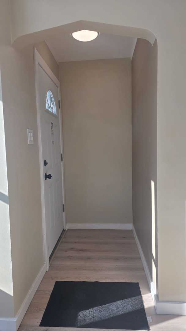 2608 W 97th Street, Evergreen Park, IL 60805