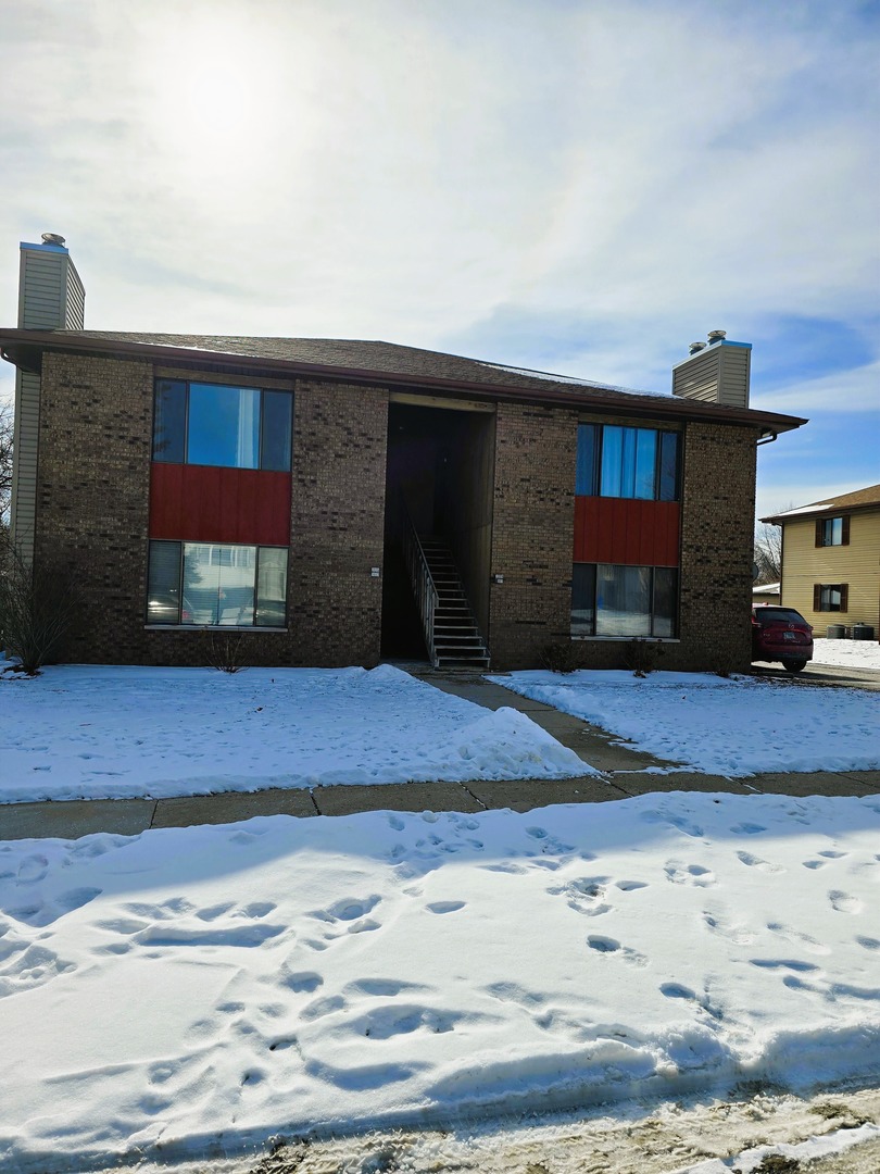 1005 Manchester Court #1005, South Elgin, IL 60177