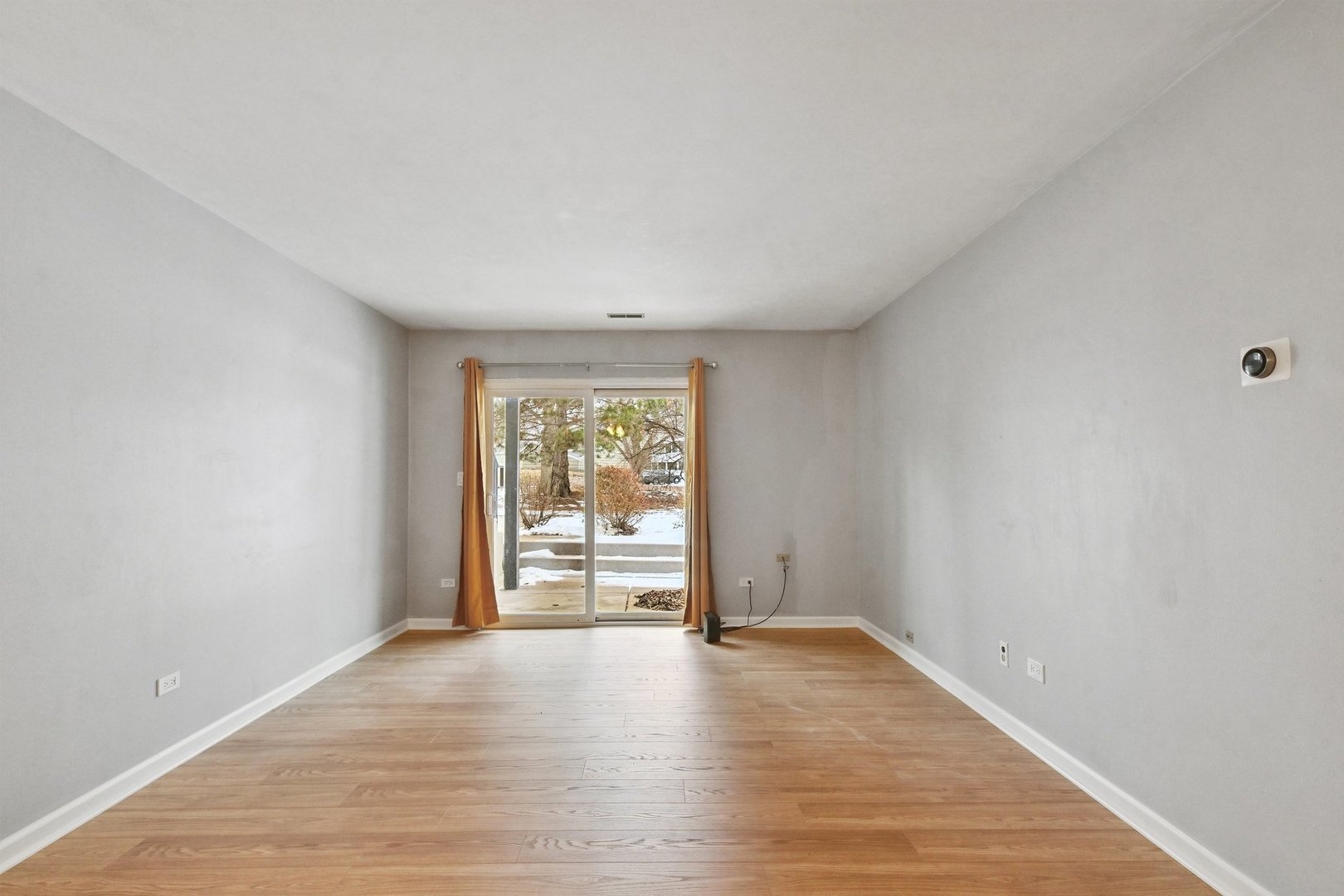 1426 Stonebridge Circle #K3, Wheaton, IL 60189