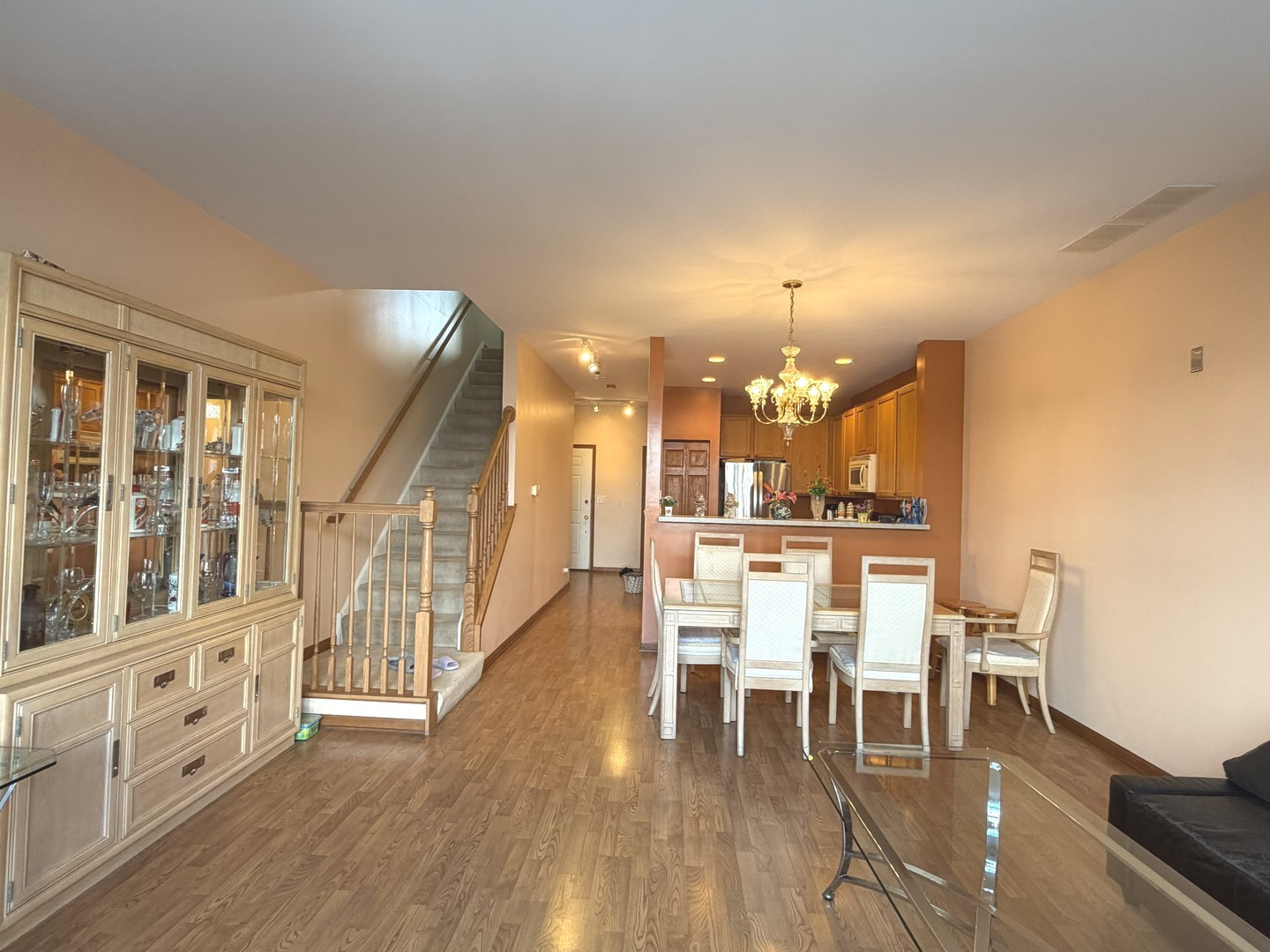 864 GENESEE Drive #864, Naperville, IL 60563