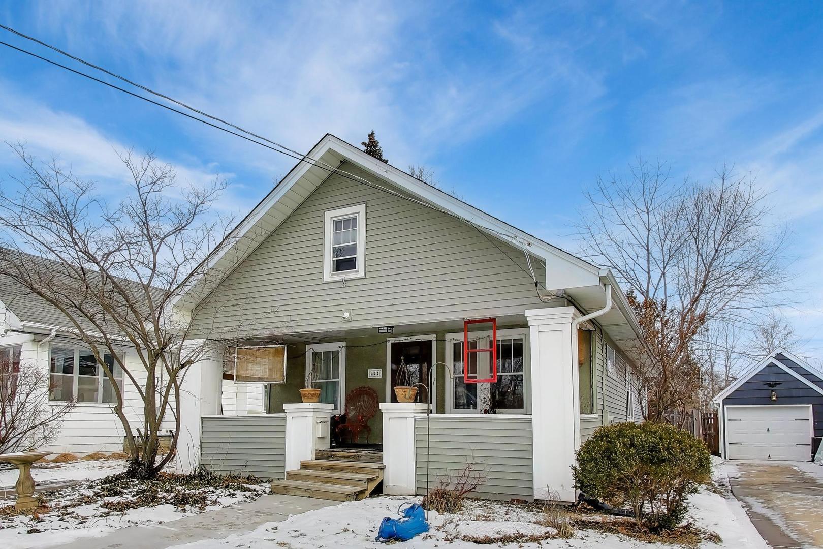 444 S Elmwood Drive, Aurora, IL 60506