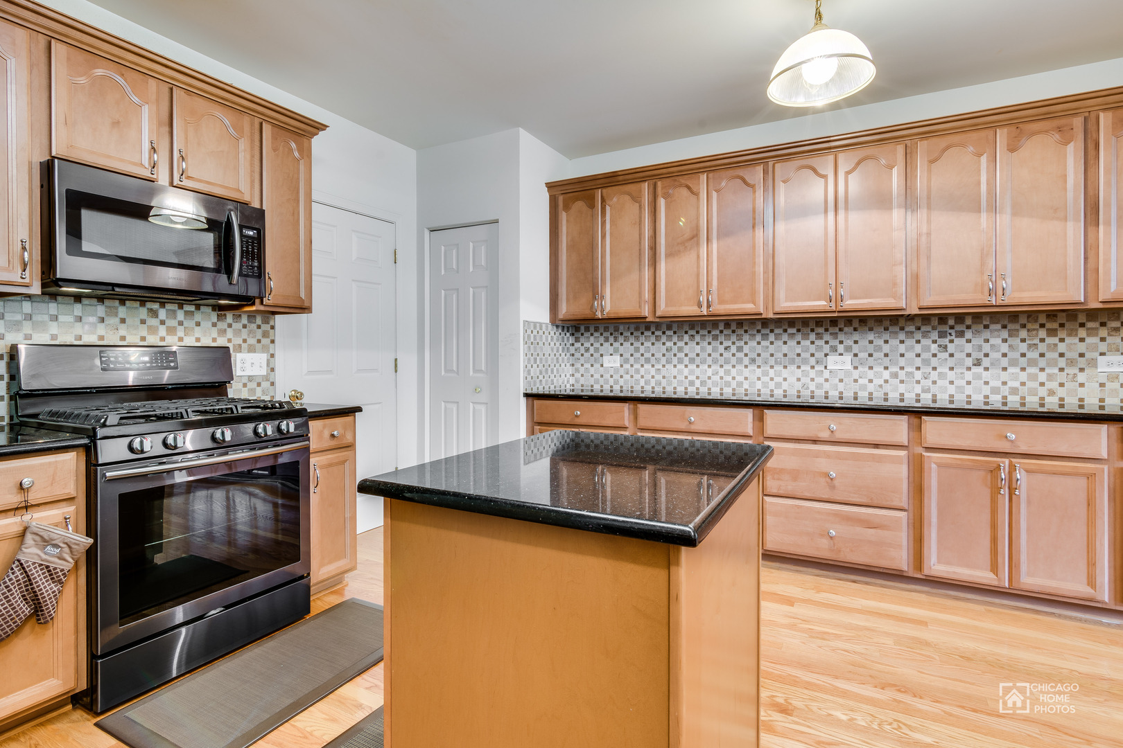 346 Lucille Lane #346, Schaumburg, IL 60193