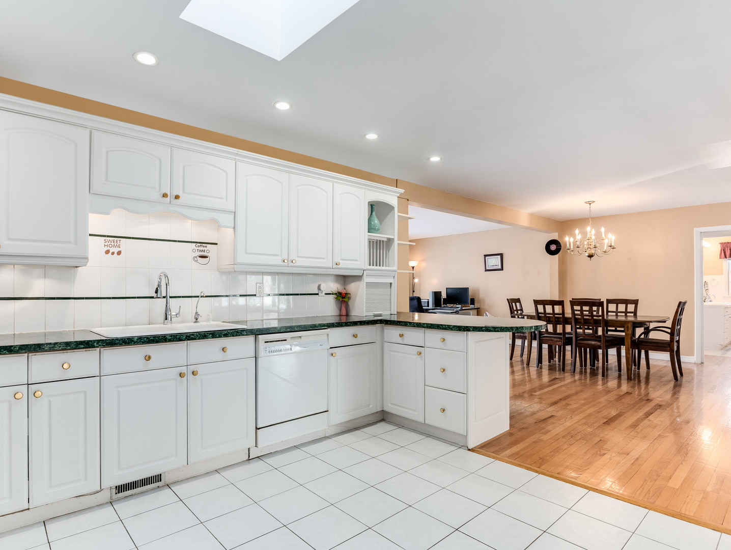 178 Brookhill Road, Libertyville, IL 60048