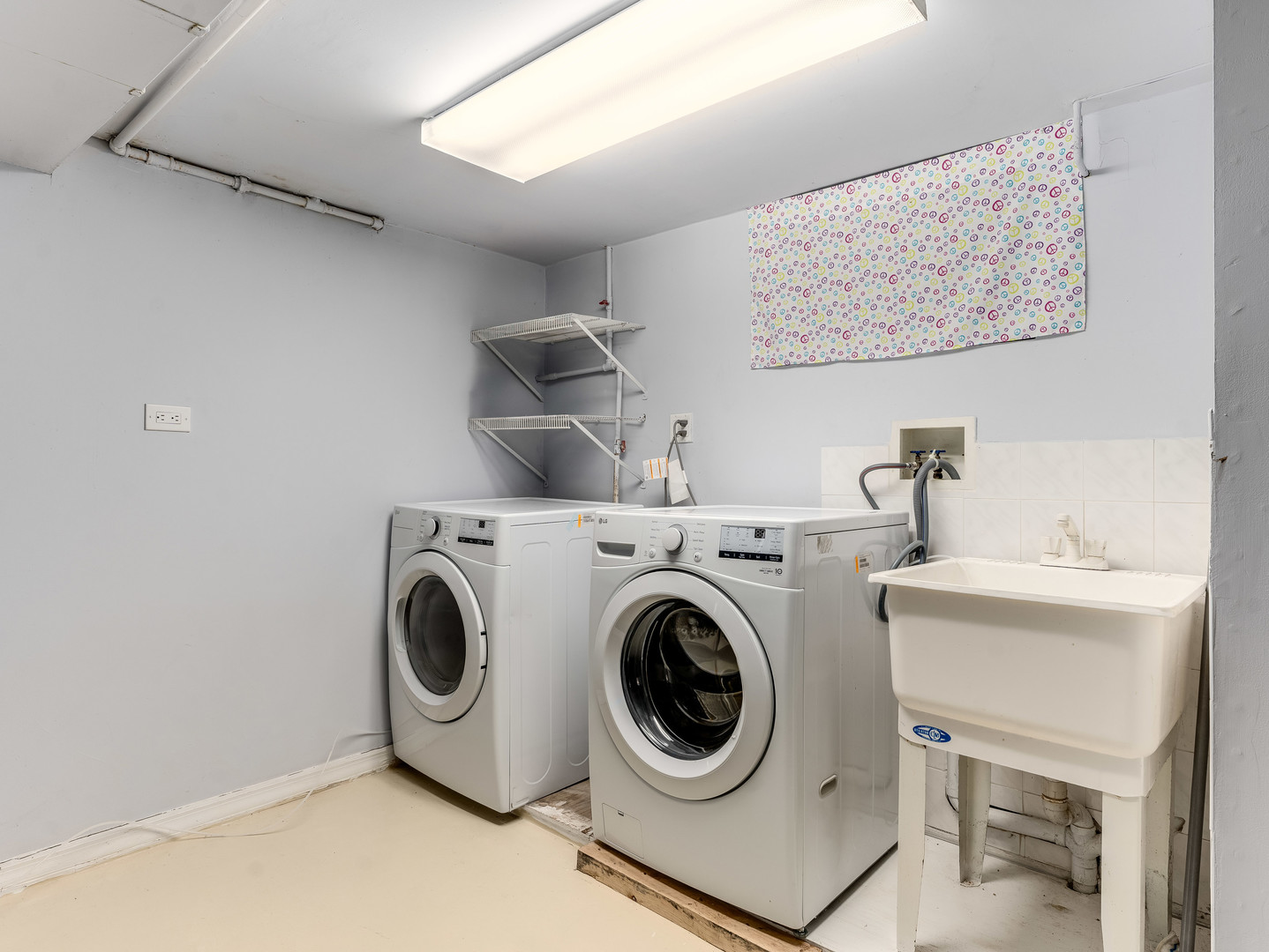 178 Brookhill Road, Libertyville, IL 60048