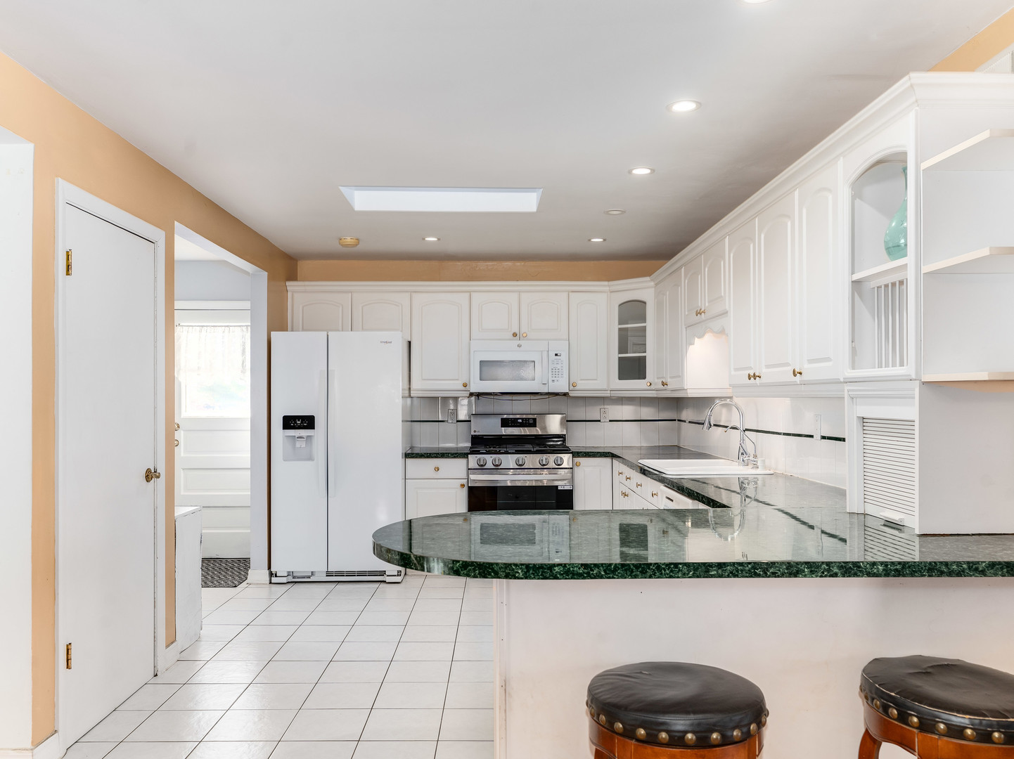 178 Brookhill Road, Libertyville, IL 60048