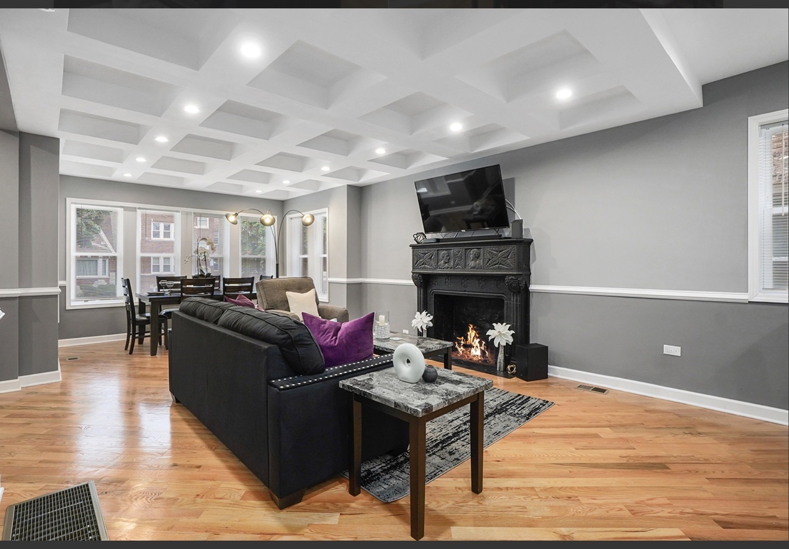 8110 S Vernon Avenue, Chicago, IL 60619