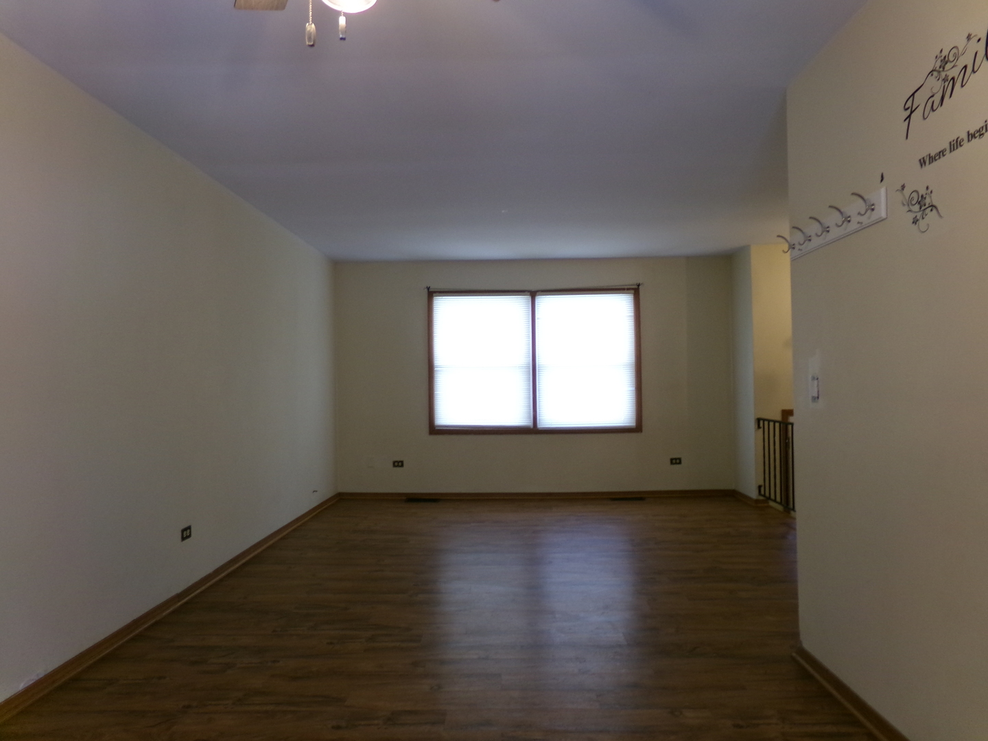 2729 Lowery Court, Zion, IL 60099