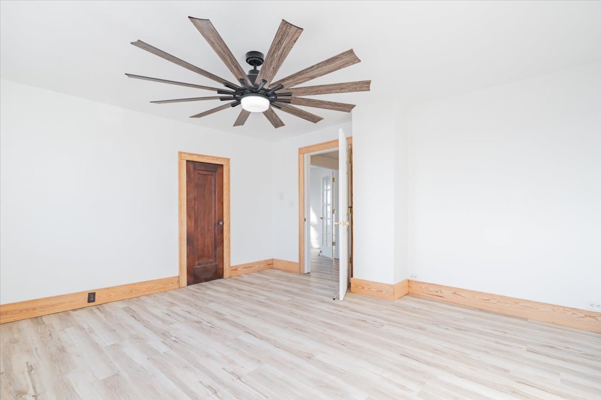 10788 N 1000 East Road, Chenoa, IL 61726