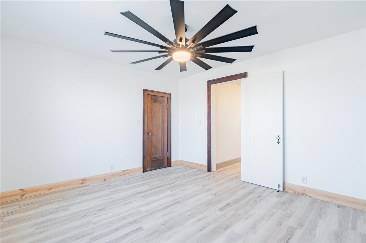 10788 N 1000 East Road, Chenoa, IL 61726