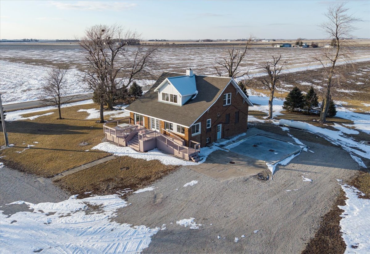 10788 N 1000 East Road, Chenoa, IL 61726