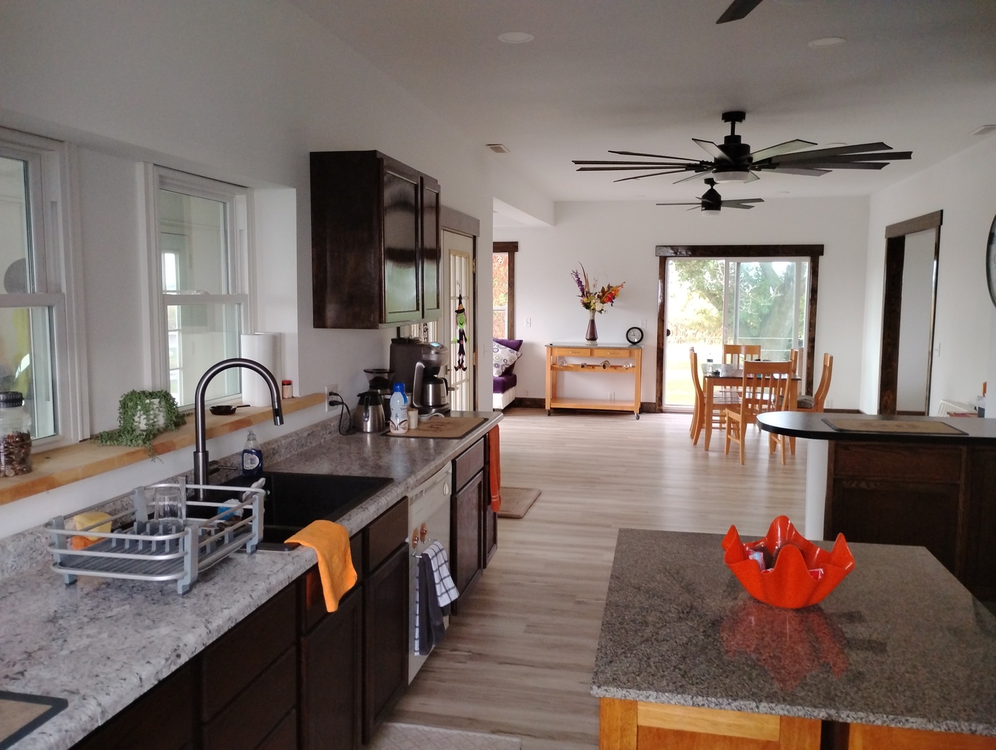 10788 N 1000 East Road, Chenoa, IL 61726