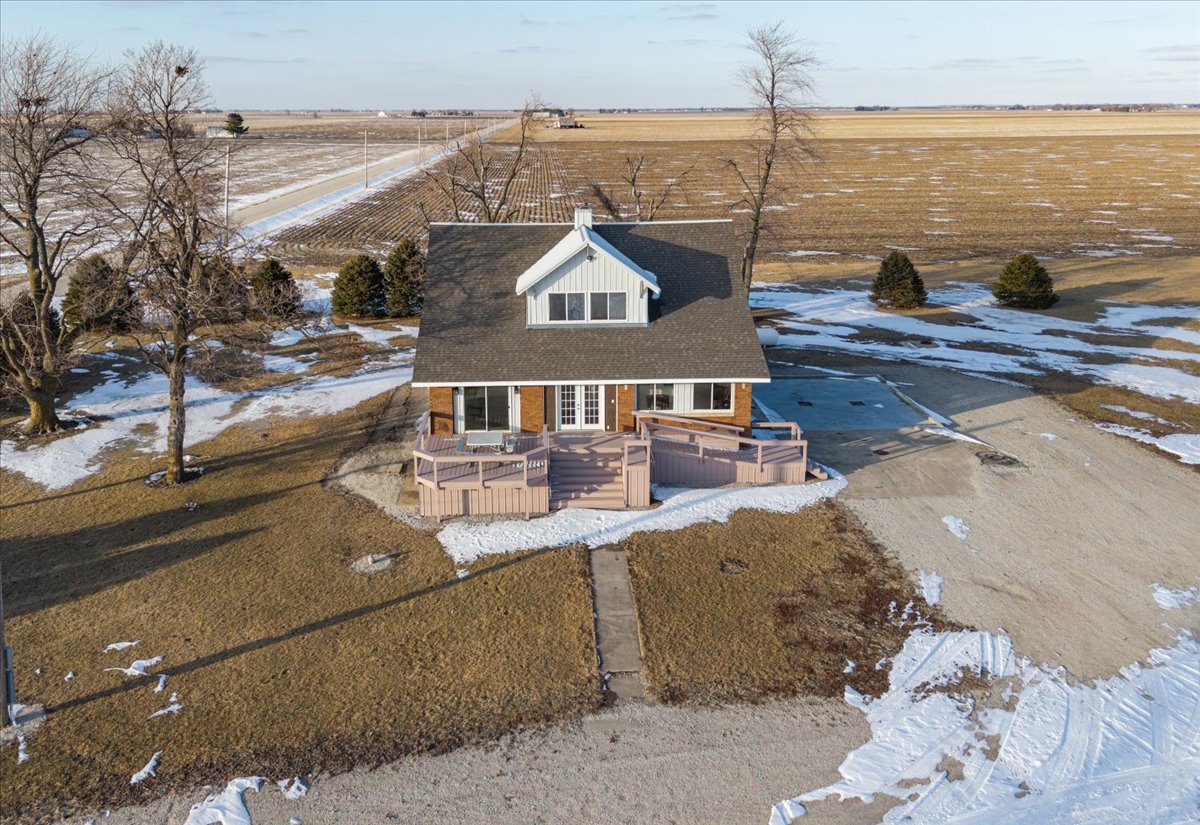 10788 N 1000 East Road, Chenoa, IL 61726