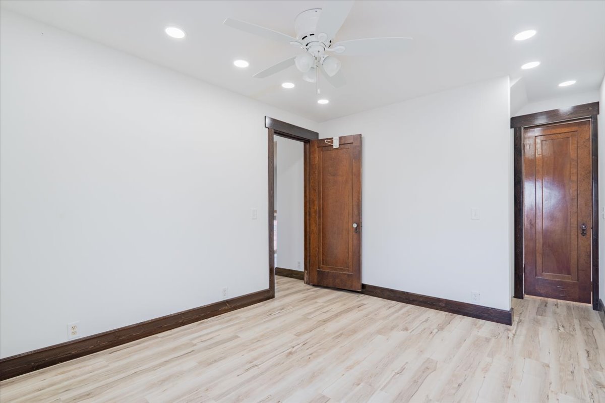 10788 N 1000 East Road, Chenoa, IL 61726