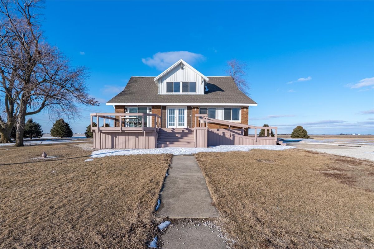 10788 N 1000 East Road, Chenoa, IL 61726