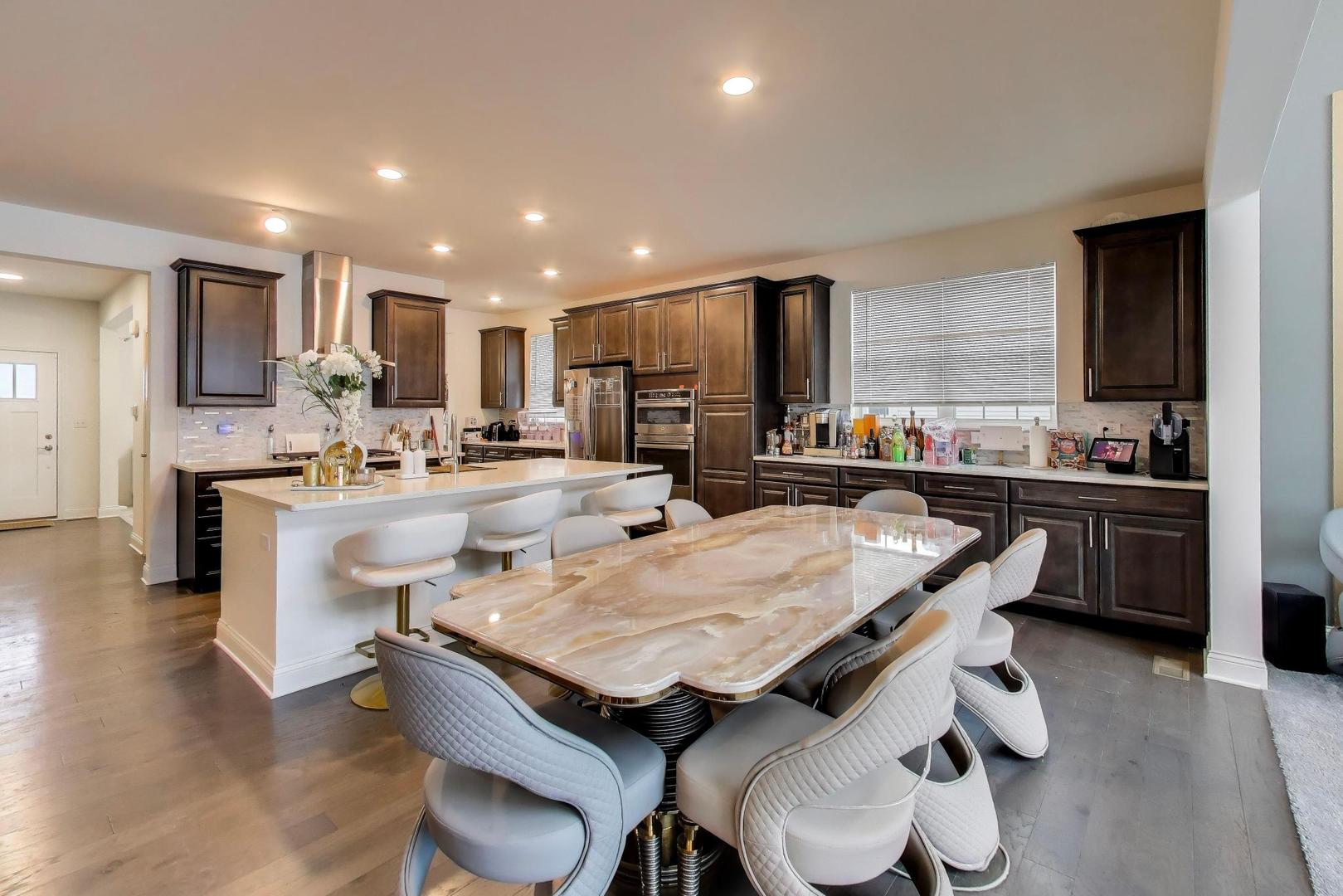 16155 S Lake View Road, Plainfield, IL 60586