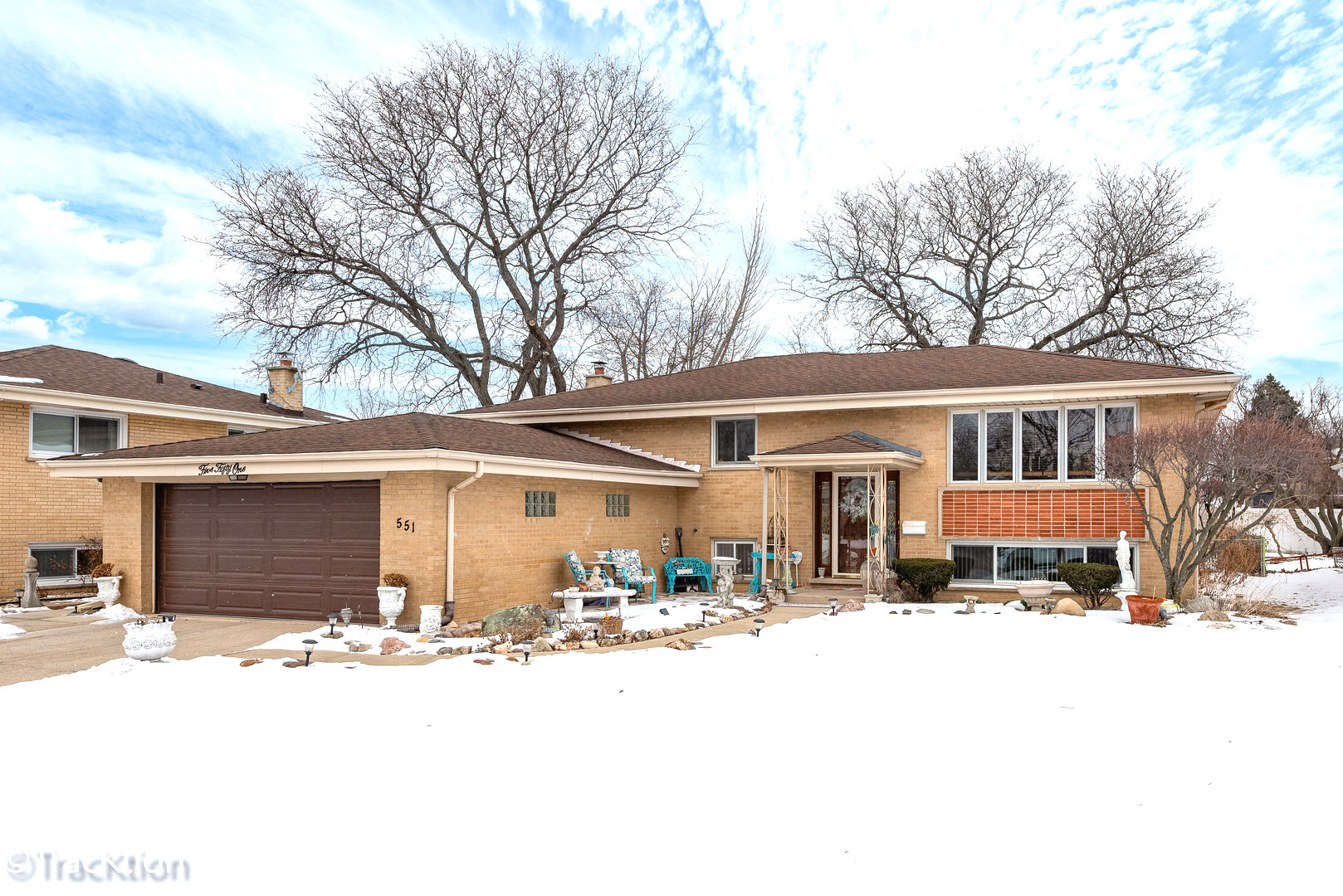 551 N PLAMONDON Drive, Addison, IL 60101