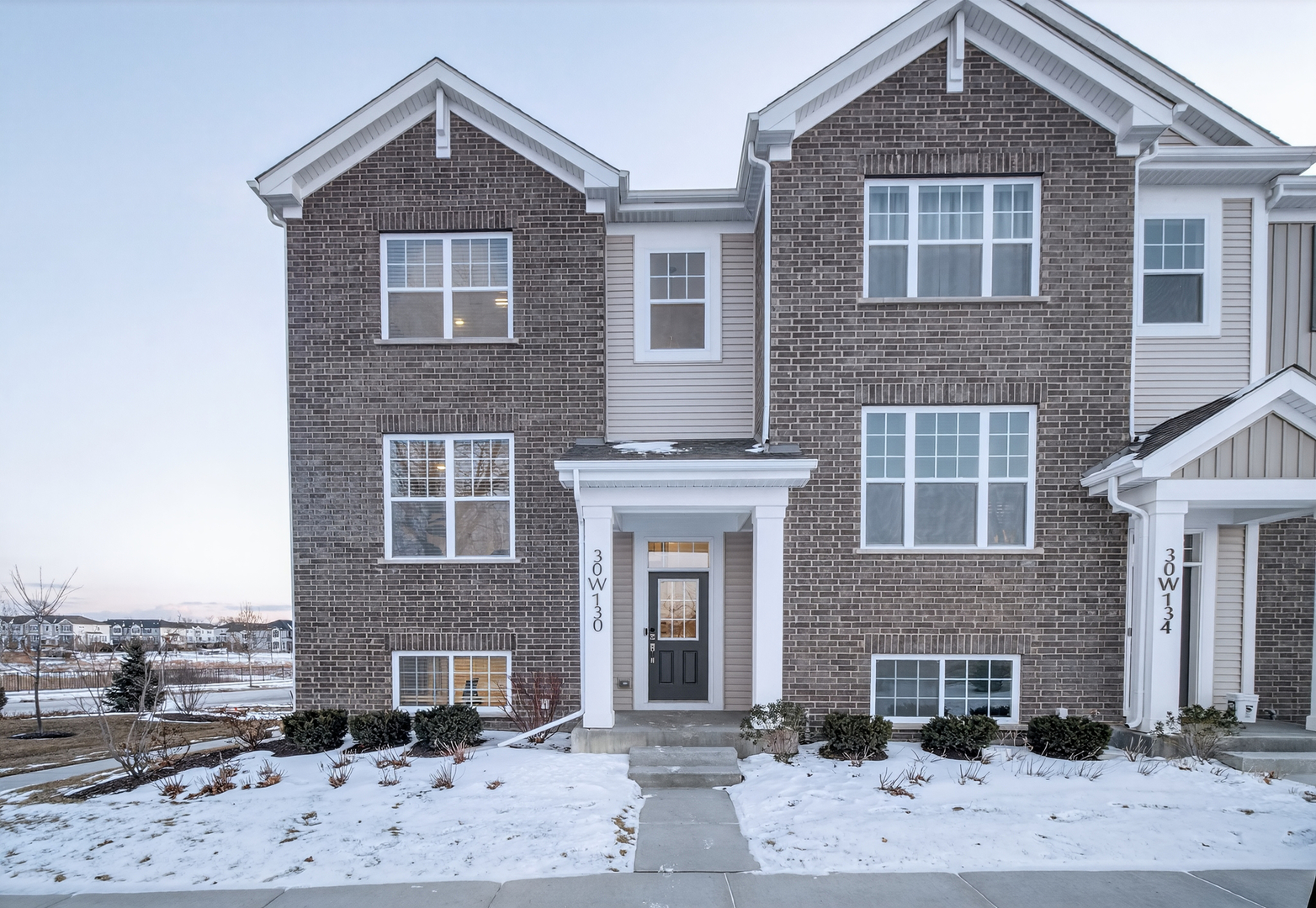 30W130 Wheeler Circle, Warrenville, IL 60563